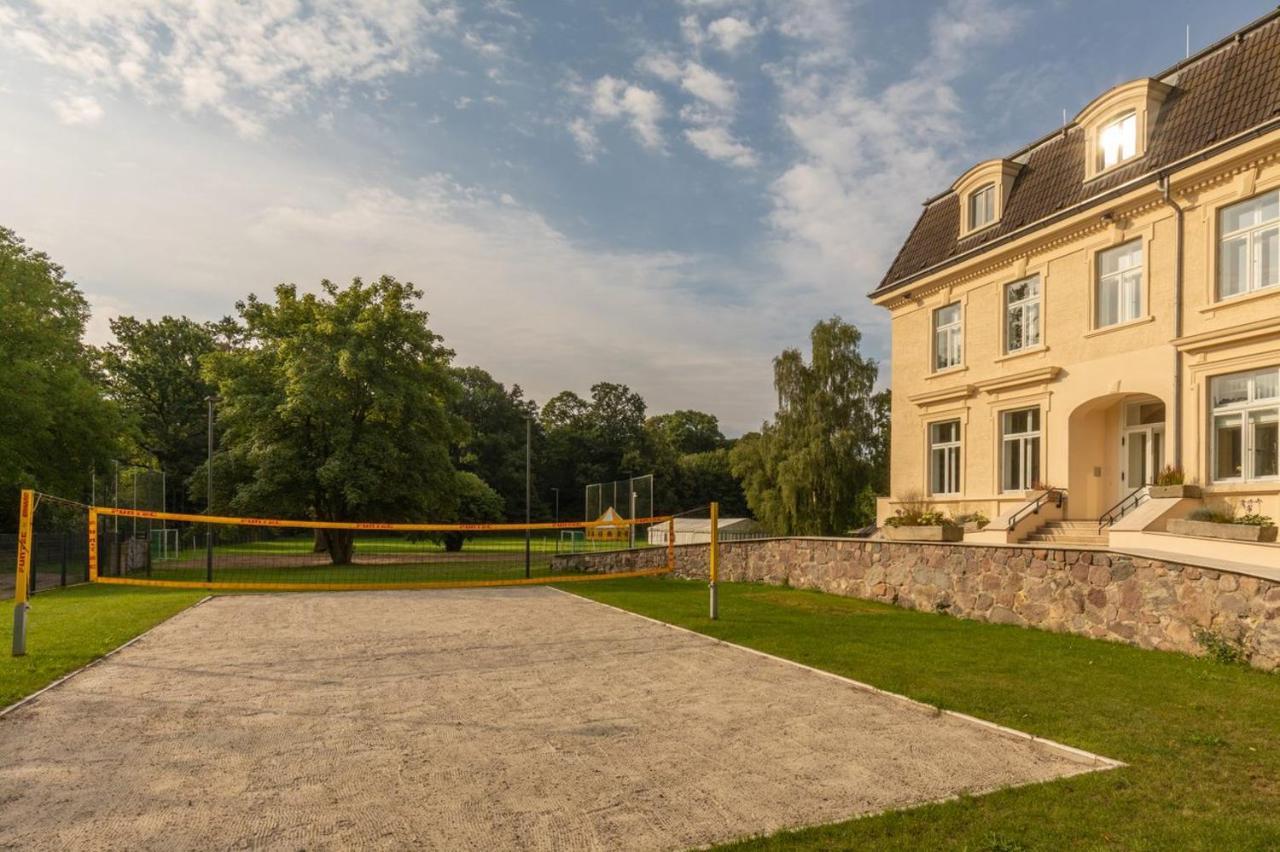 Familienhotel Schloss Leizen Bioverpflegung Екстер'єр фото