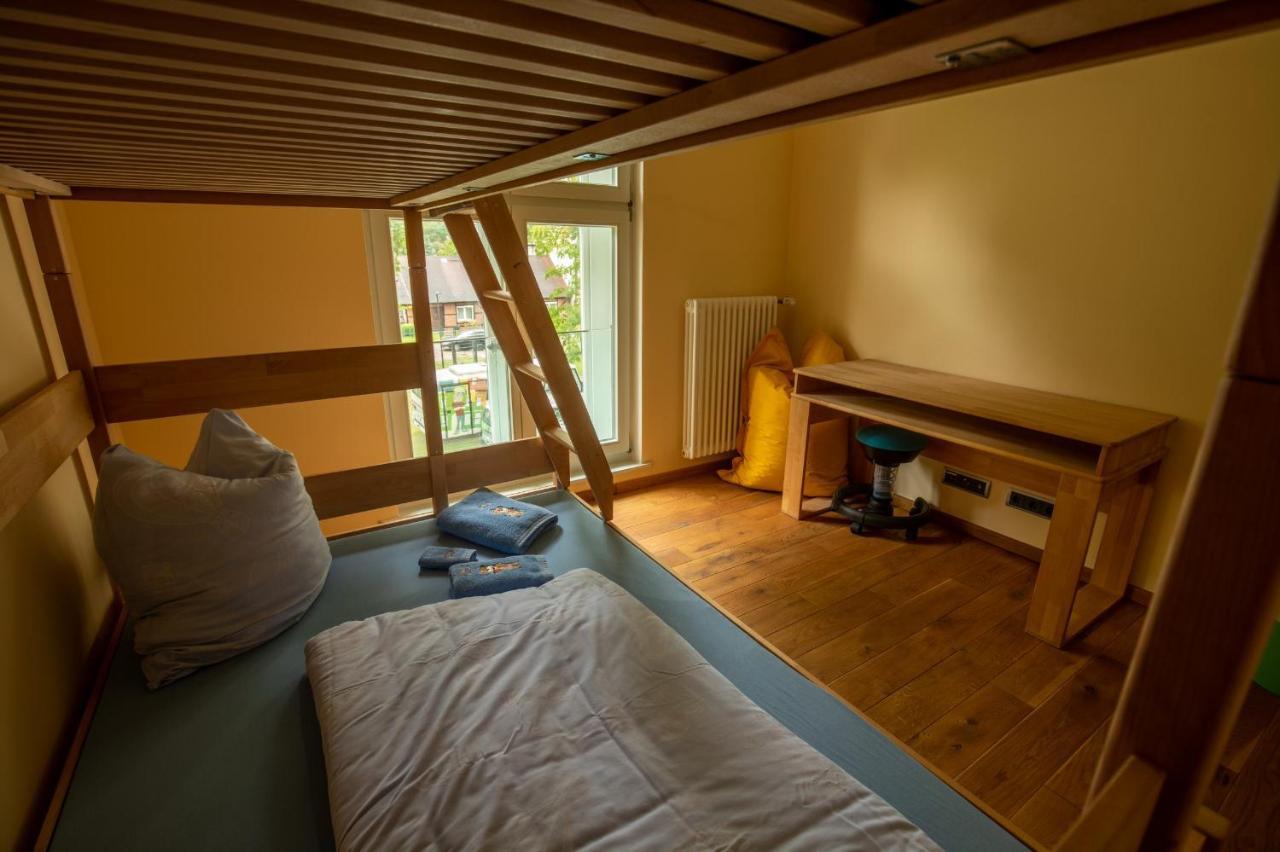 Familienhotel Schloss Leizen Bioverpflegung Екстер'єр фото