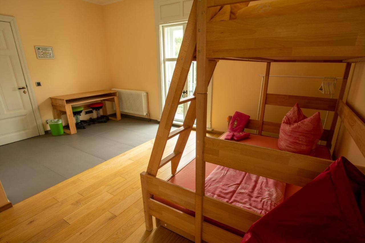 Familienhotel Schloss Leizen Bioverpflegung Екстер'єр фото