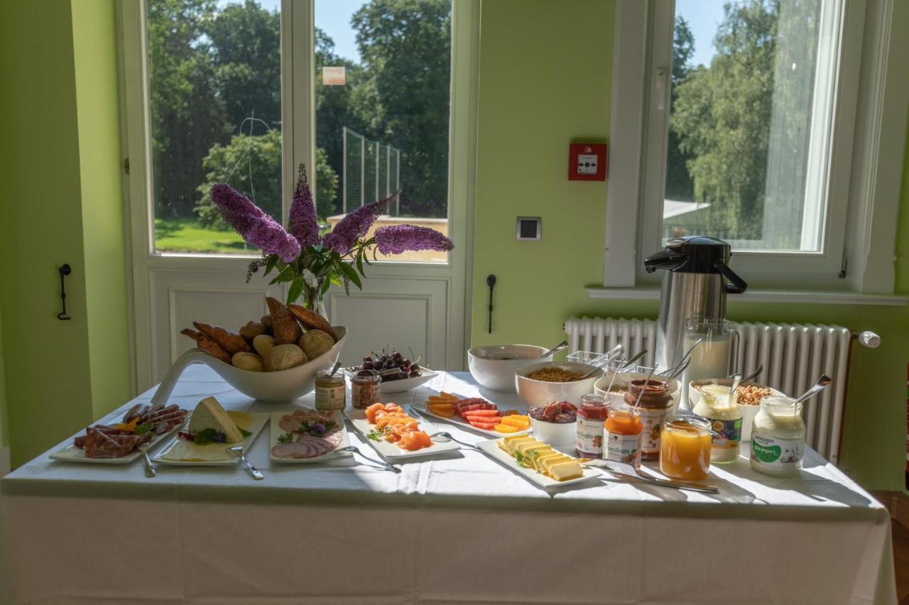 Familienhotel Schloss Leizen Bioverpflegung Екстер'єр фото